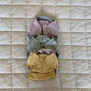 Esembly outer Set - Yellow, Green, Pink Esembly diaper outer set size 2